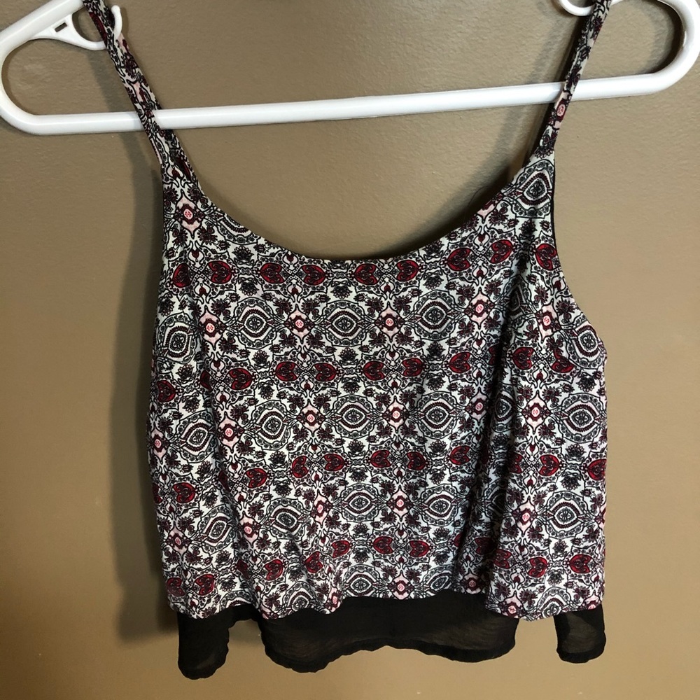 Crop top